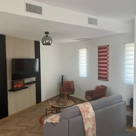 La Costiere Villa *