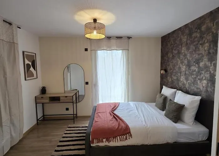 Villa La Costiere *